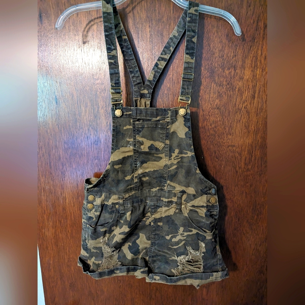 Distressed camo short overalls